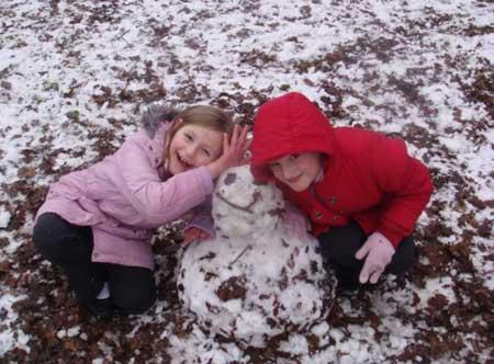 Children at Verwood C.E. fist school enjoyed a fun day playing in the snow and making snowmen. Taken Jan 6, 2010. 