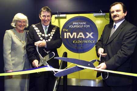 19/03/2002: The Imax cinema opens its doors to the first invited guests at Bournemouth Seafront. The Mayor and Mayoress of Bournemouth Cllr Douglas and Mrs Nina Eyre and Peter Curistan (Chairman of the Sheridan Group) cut the ribbon to open the cinema.