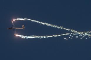 Glider with wingtip fireworks -Pic Rob Fleming

