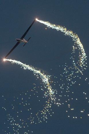 Glider with wingtip fireworks -Pic Rob Fleming.

