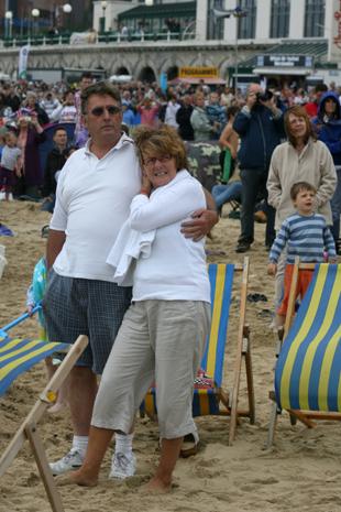 Bournemouth Air Festival 2010. Pic by Hattie Miles. Watching the Red Arrows.