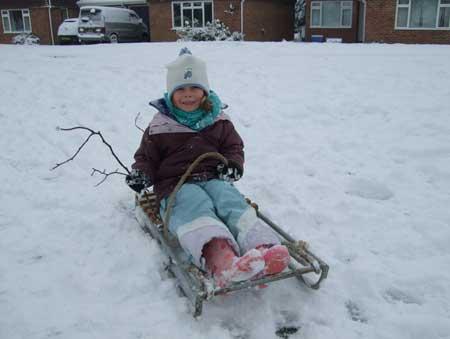 December 2010. Snowy pictures of Bransgore.  Aimee Parris.