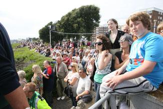 Crowds along the clifftop. Picture: Richard Crease.