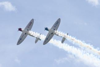Pictures from the final day of the Bournemouth Air Festival 2011. Swip Team Twister Duo.