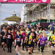 Sun shines as thousands of runners take on Bournemouth Bay Run