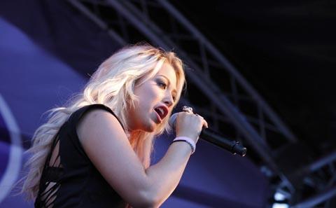 Our photos of the Boscombe Corona Stage Wave 105 concerts