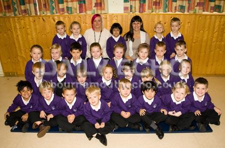 St Clements and St John's C of E School. Reception Class Starfish. Wendy Apps (TA), Debbie Burns (Teacher).