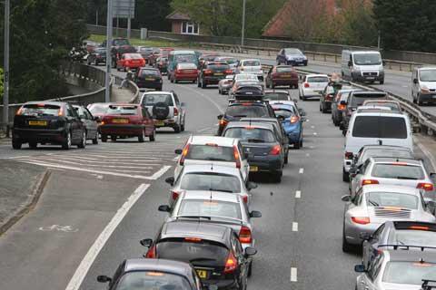 Bournemouth Echo: A338 Wessex Way closed at Cambridge Road roundabout