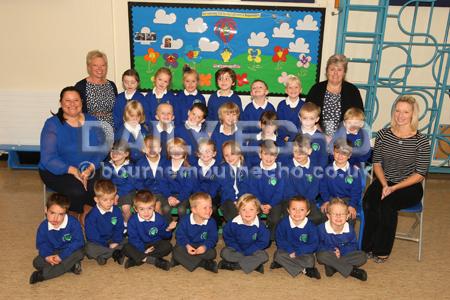 Reception children in Rabbits class at Upton Infant School with Teacher  Vicky Jackson, left, and TA's Lynne Perch, Carol Steinwaltz and  Nicola Grover.