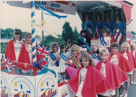 Bournemouth Belles at Westbourne Carnival in 1987