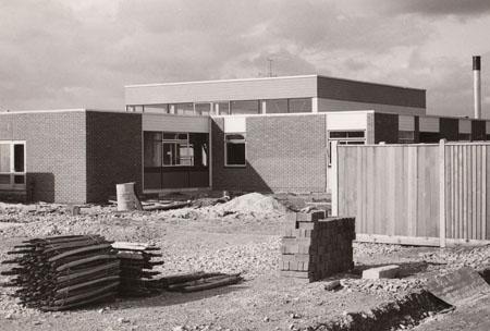 The new Wareham Junior School taking shape in 1970.