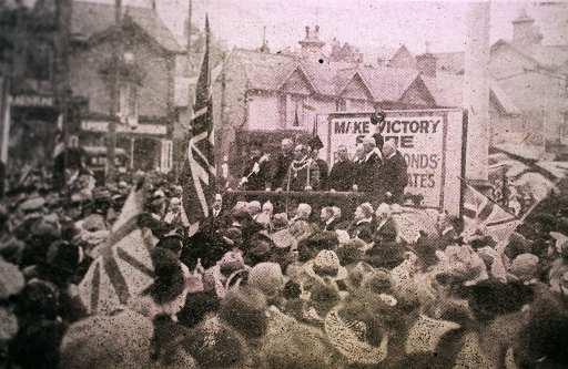 The mayor of Bournemouth addressing the crowds on 12th November 1918. Picture from E.Prangnell