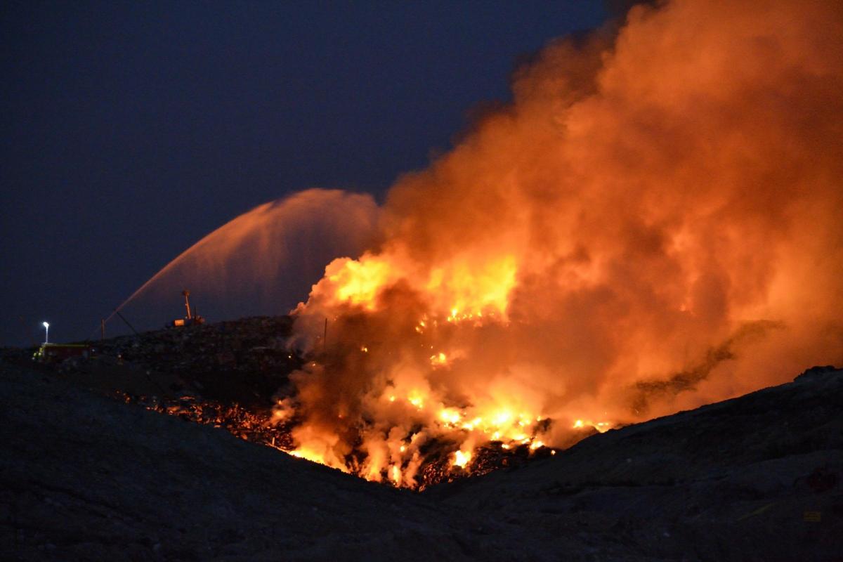 Pictures of the fire at Trigon Landfill site in Wareham. Photo by Bill Beaumont. 