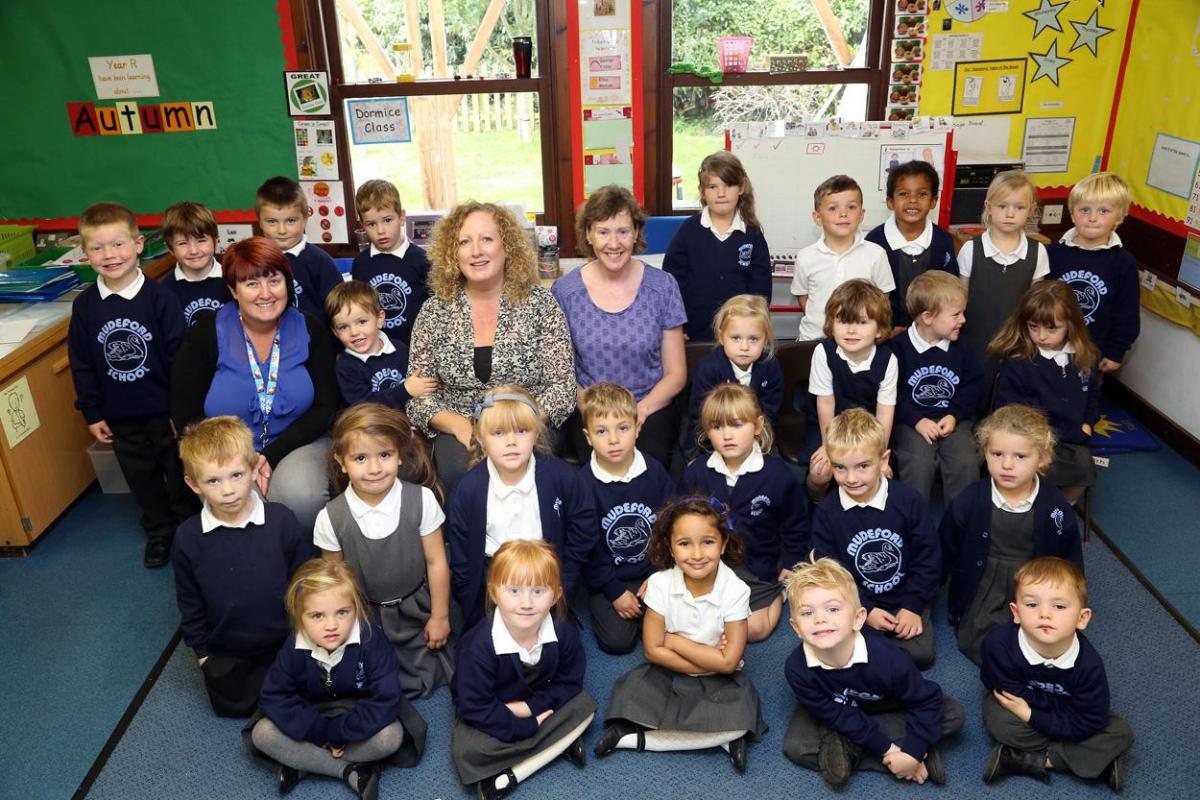 Reception class children from Mudeford Infant School in Dormice Class with TA Vicky Middleton and TA Michelle Roberts and TA Andrea Paines.