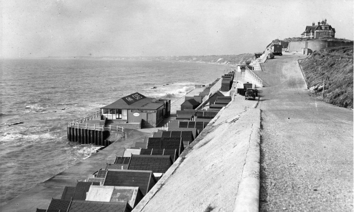 Southbourne beach in 1956