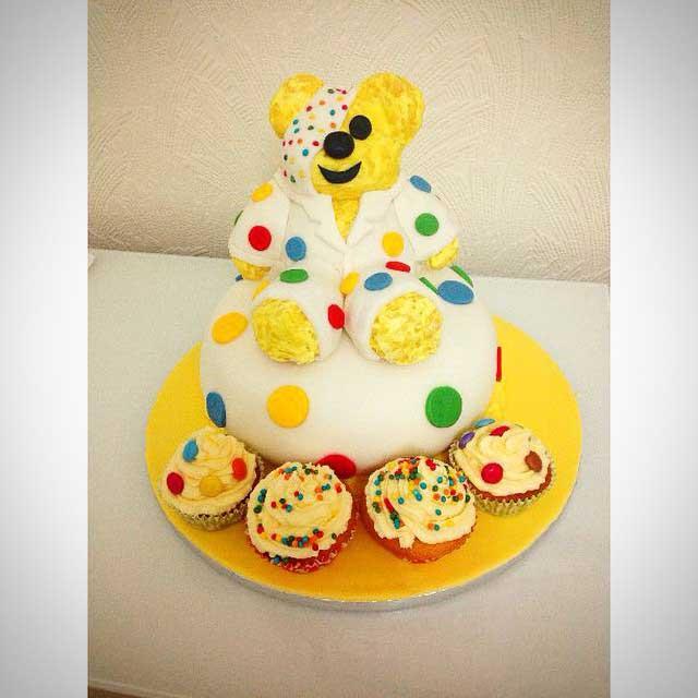 Tracy Lock made this cake to raise money for Children in Need