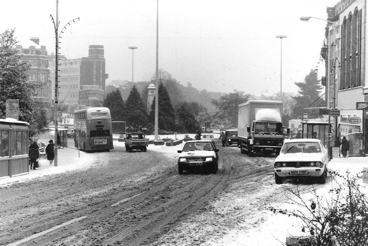 Snow in Bournemouth Square in 1987

