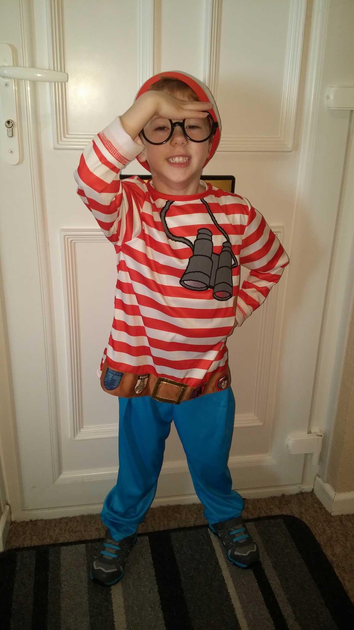 Oliver as Where's Wally