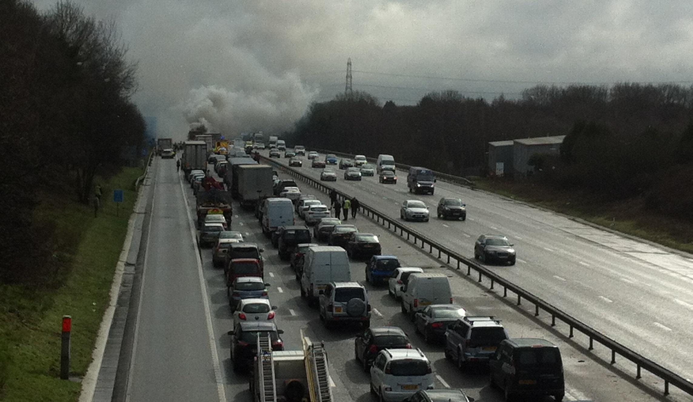 UPDATE: One dead and six injured in crash on the M27 with.