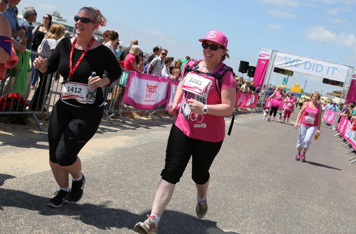 All the pictures from the 11.30am 5k race at Bournemouth Race For Life 2015