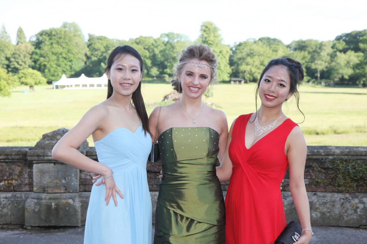 Talbot Heath Year 11 School Prom at Burley Manor on 25th June 2015. Pictures by Nick Free. 