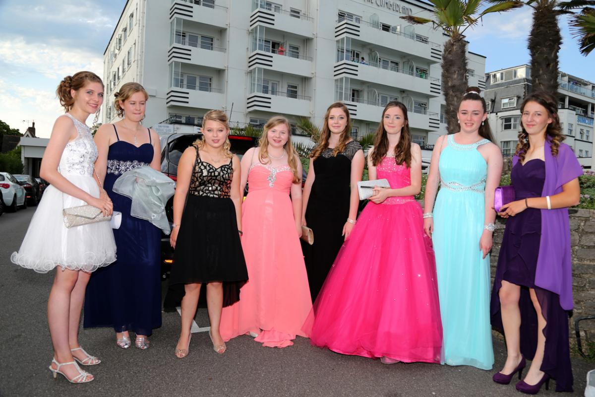 Poole High School Yr 11 prom at The Cumberland Hotel. Pictures by Richard Crease. There's 25% off all photo prints, just enter the code Echosave25 at the checkout to claim the discount