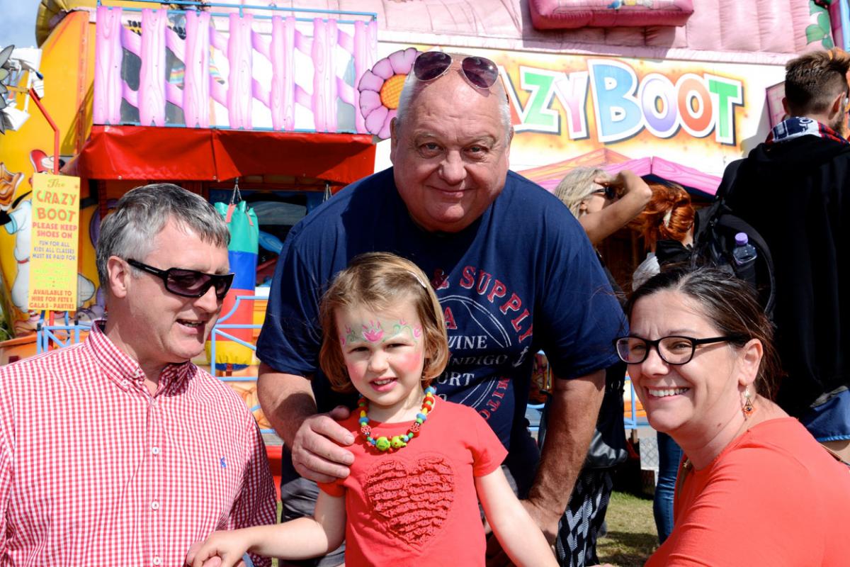 Pictures from the final day of Swanage Carnival 2015 by Sian Court