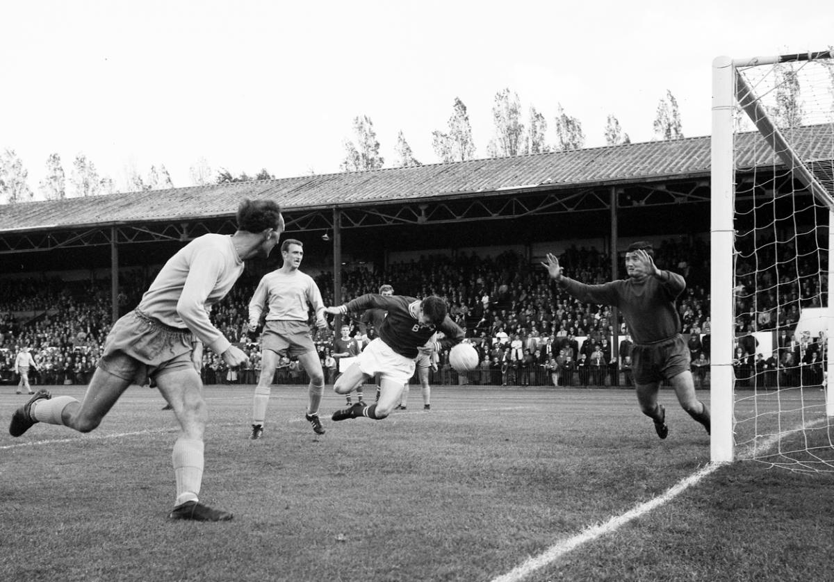 Bournemouth and Boscombe Athletic v Torquay October 1966.  A selection of the images that are featured in the Daily Echo, AFC Bournemouth Photographic Book.