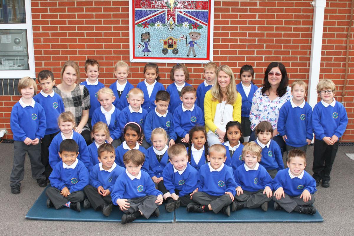 Wren class at Queens Park Infant Academy, with teacher Mrs Karen Jackson, second right, and TA Miss Tanya Grinham, left, and Mrs Jackie King, right