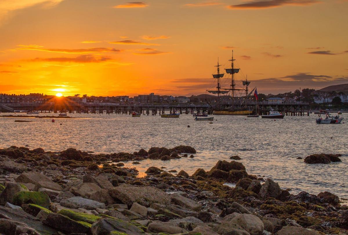 The Russian 'Standart' sailing ship moored at Swanage Pier as the sun sets, taken by Gareth James of
Swanage