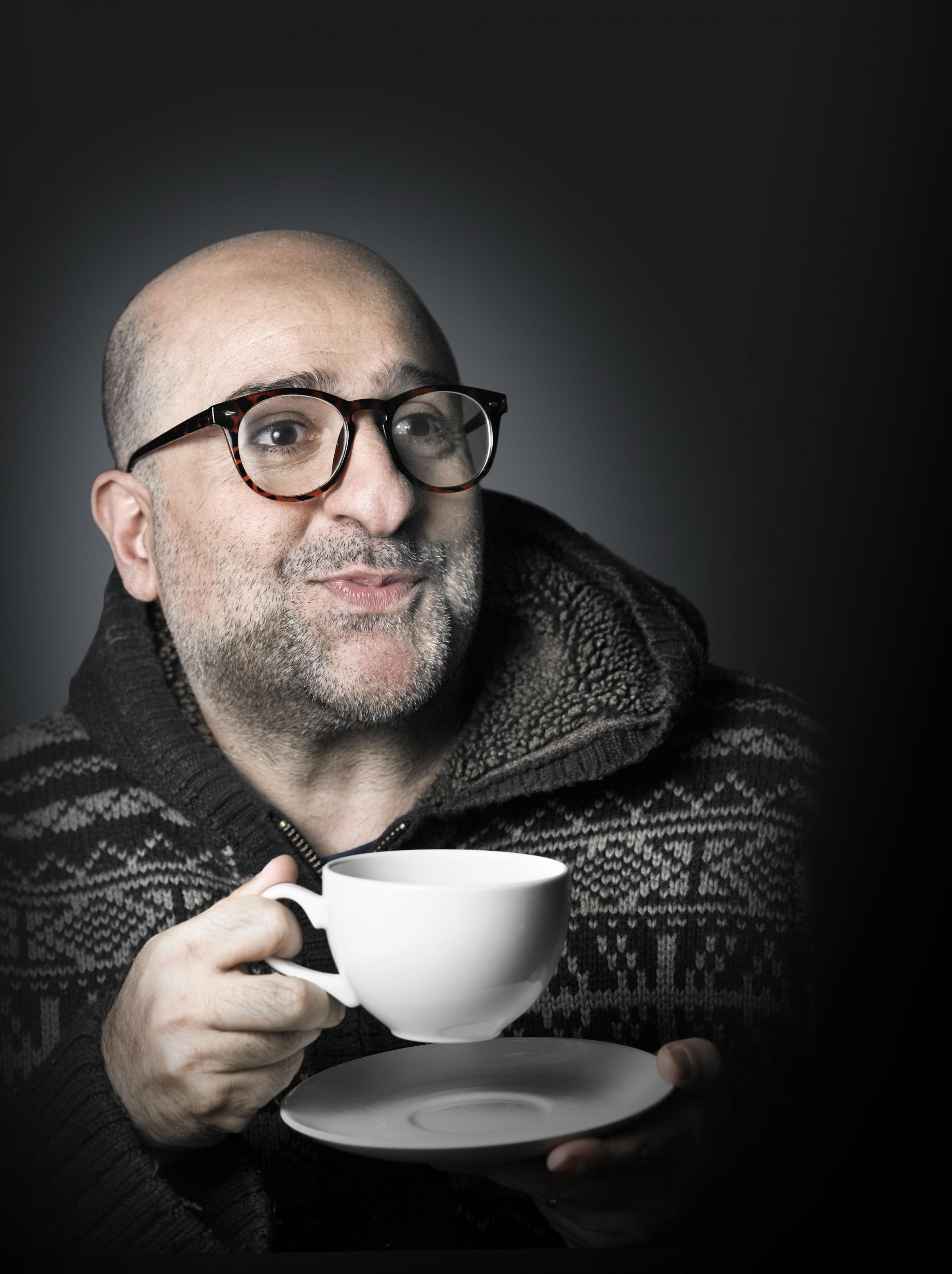 Omid Djalili will be Schmuck For A Night in Bournemouth