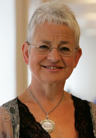 AUTHOR: Jacqueline Wilson, and below, fans queue for her booksigning at Castlepoint in February 2007