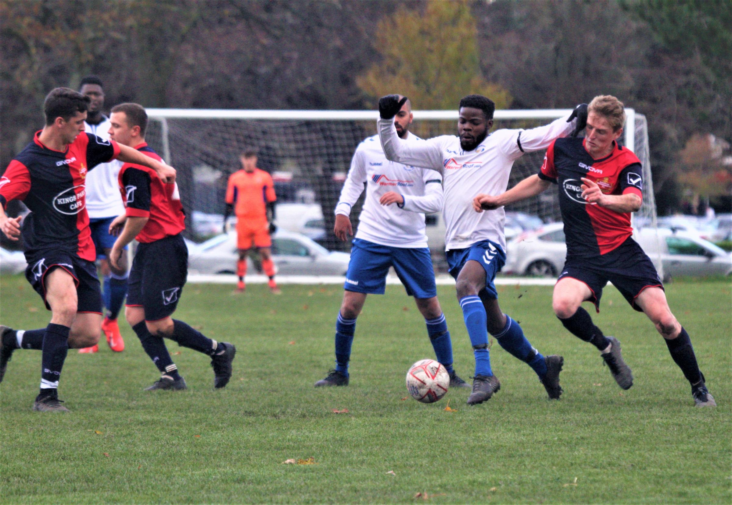 Bournemouth Manor keep up quest to retain Hayward Saturday League crown - Bournemouth Echo