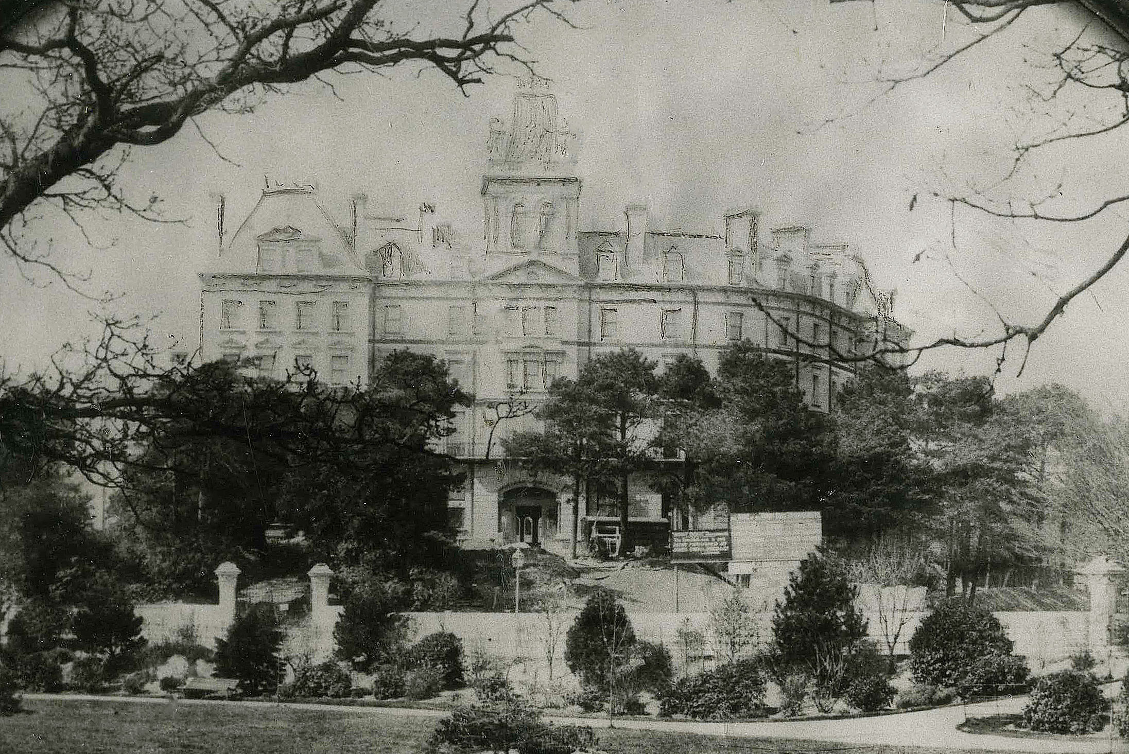 Picture of the day: When Bournemouth Town Hall was a hotel