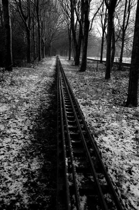 Here's a cold winter picture I took down at the Littledown Leisure Centre's model railway track. Taken Jan 6, 2010. Picture by James Bridle.