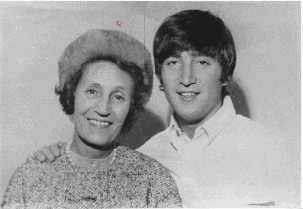 Aunt's Letter Reveals John Lennon Was Excited At Uk Return | Bournemouth Echo