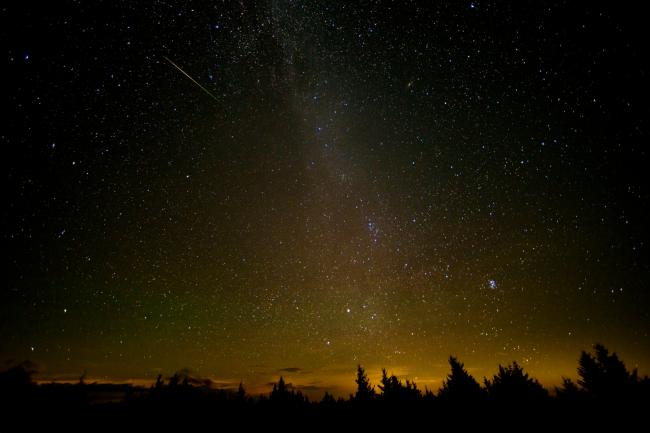 Leonid meteor shower 2021: Met Office forecast and when to see it. (Canva)