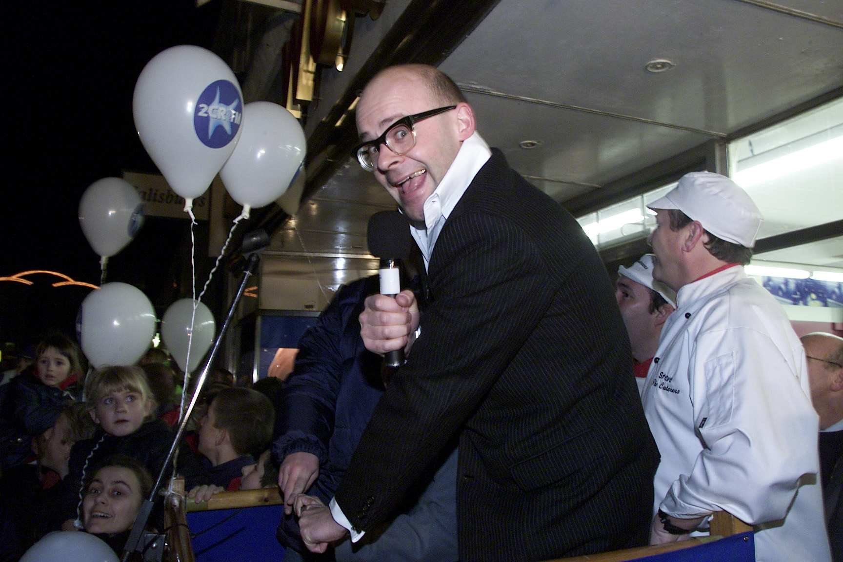 pLights1 - pic by Richard Crease - Comedian Harry Hill switches on the Christmas lights in poole High Street