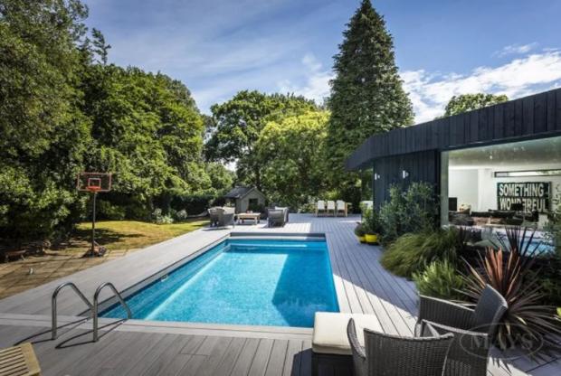 Bournemouth Echo: Inside the £1.6million Canford Cliffs luxury house with a pool. Credit: Zoopla
