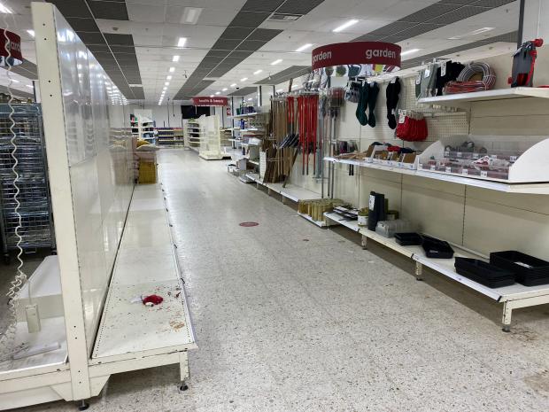 Bournemouth Echo: Empty shelves in Wilko on closing down day
