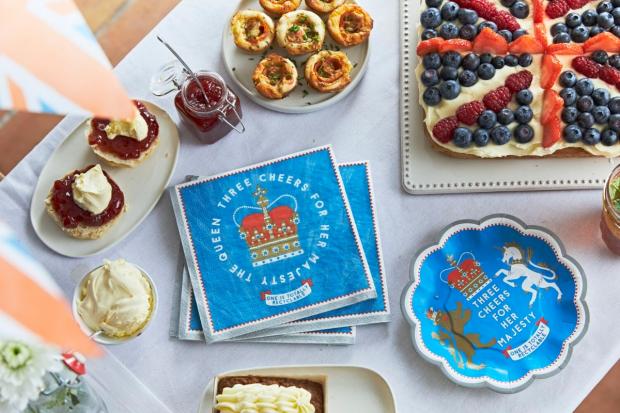 Bournemouth Echo: Queen's Jubilee Paper Plates and Napkins (Lakeland)
