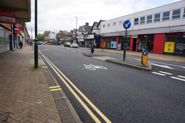 Bournemouth Echo: A35 Christchurch Road with the new road markings