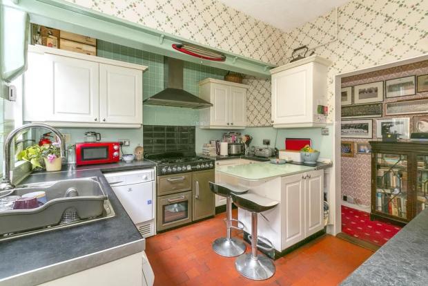 Bournemouth Echo: The kitchen offers space for a range style cooker. Picture: Zoopla