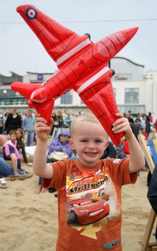 Bournemouth Air Festival 2010.Pic by Hattie Miles.  Jonathan Wilson-Hart, 3, from Stafford came to Bournemouth to see the Red Arrows.