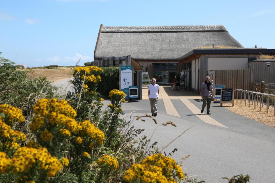 Question on staff shortages at Hengistbury Head visitor centre