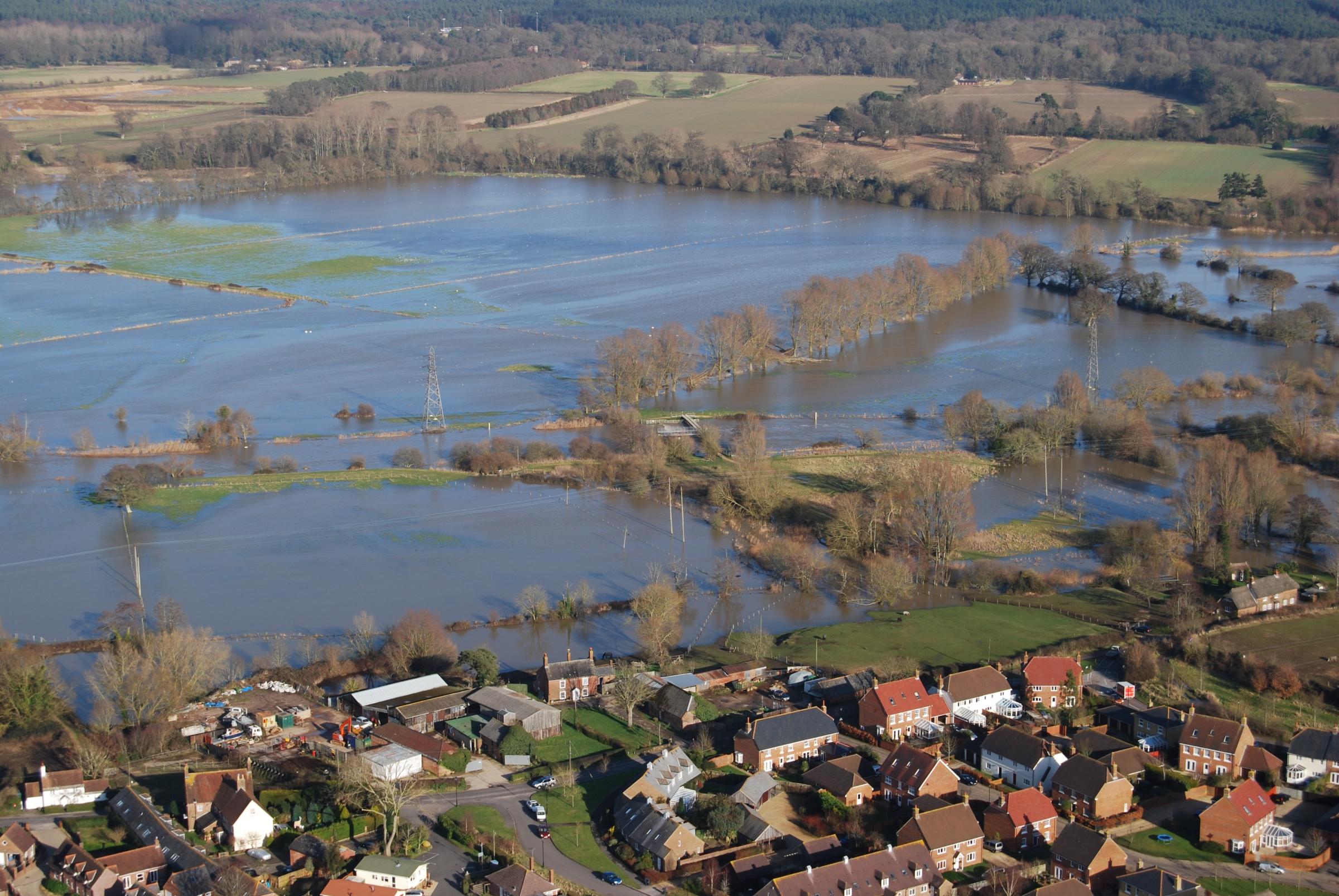 Flooding in and around Bournemouth caused traffic chaos - Vimarsana News