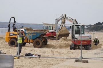 Part of Poole beach fenced off as business expands onto sand