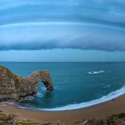 The shelf cloud as captured by Andy Lyons at Durdle Door (Credit: Andy Lyons)