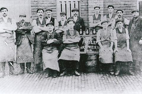 Poole Brewery (later became Eldridge & Pope ) possibly taken in 1902. Mrs Mary Milner submitted picture as her grandfather, Arthur Edward Dyke, aged 22, is in the back row fifith from the left.