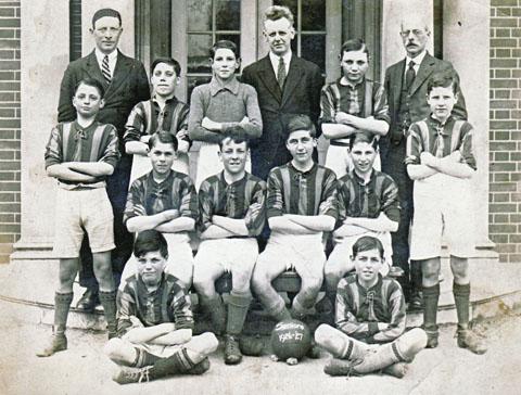 Stourfield Seniors School football team 1926 -27